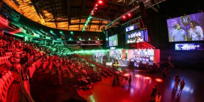 dfe9d873d32cdb84fb9c95a42fd5e8e3